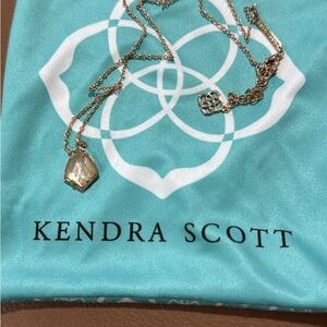 Kendra Scott Gold and White Pendant Necklace